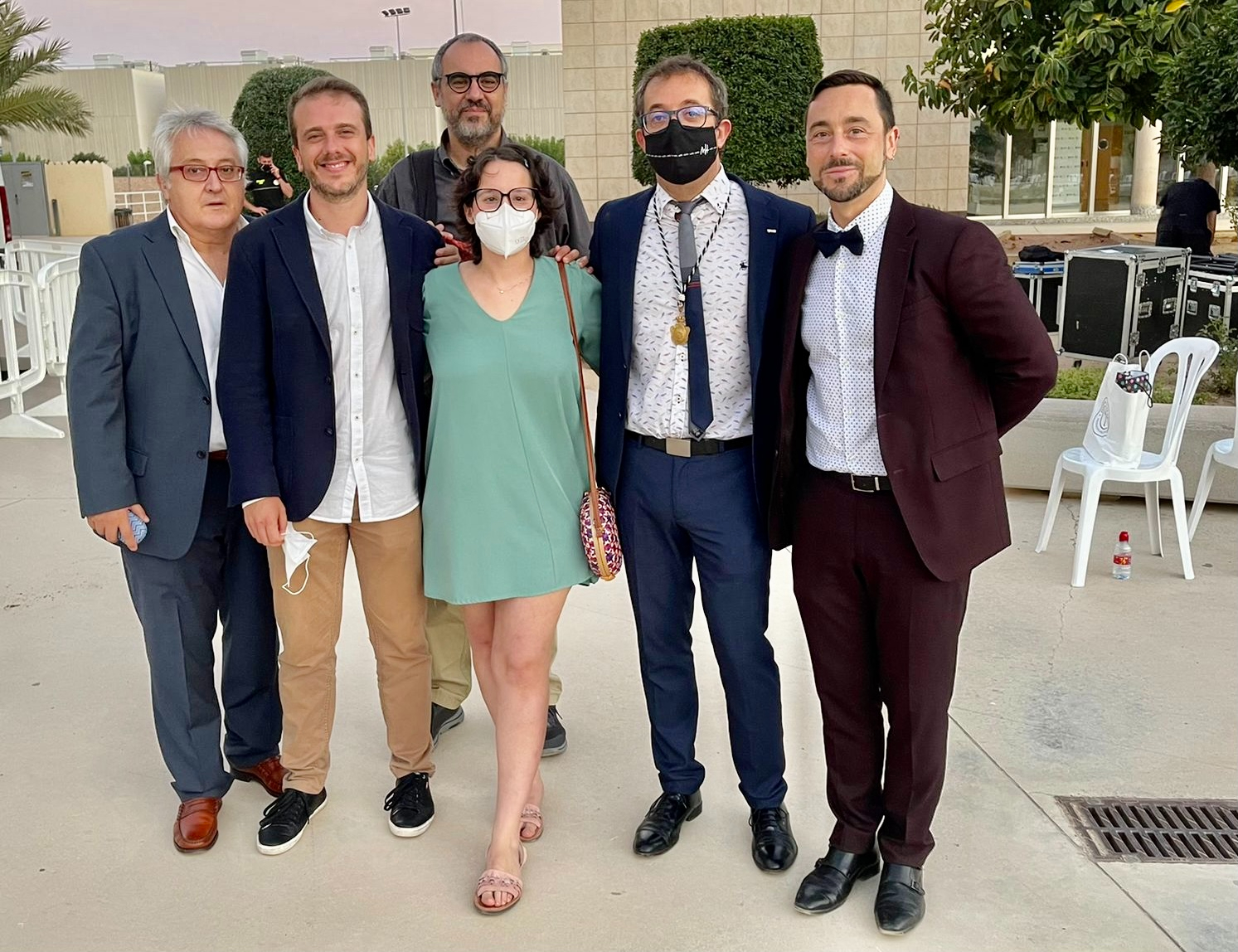 Con los compañeros Manuel Pascual, Félix Arias, José Juan López Espín, Paco Martínez y Susi Ñiñoles que gran noticia tenerte otra vez por la UMH.